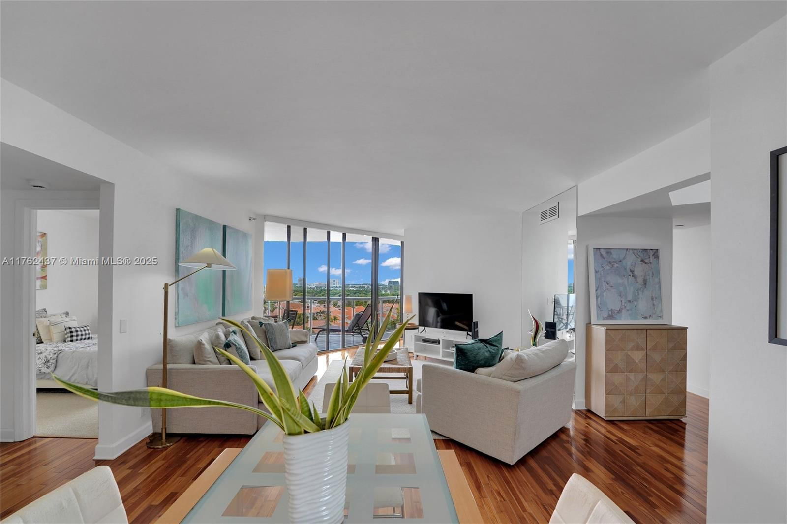 Real estate property located at 3610 Yacht Club Dr #1014, Miami-dade, Portsview @ The Waterways, Aventura, FL