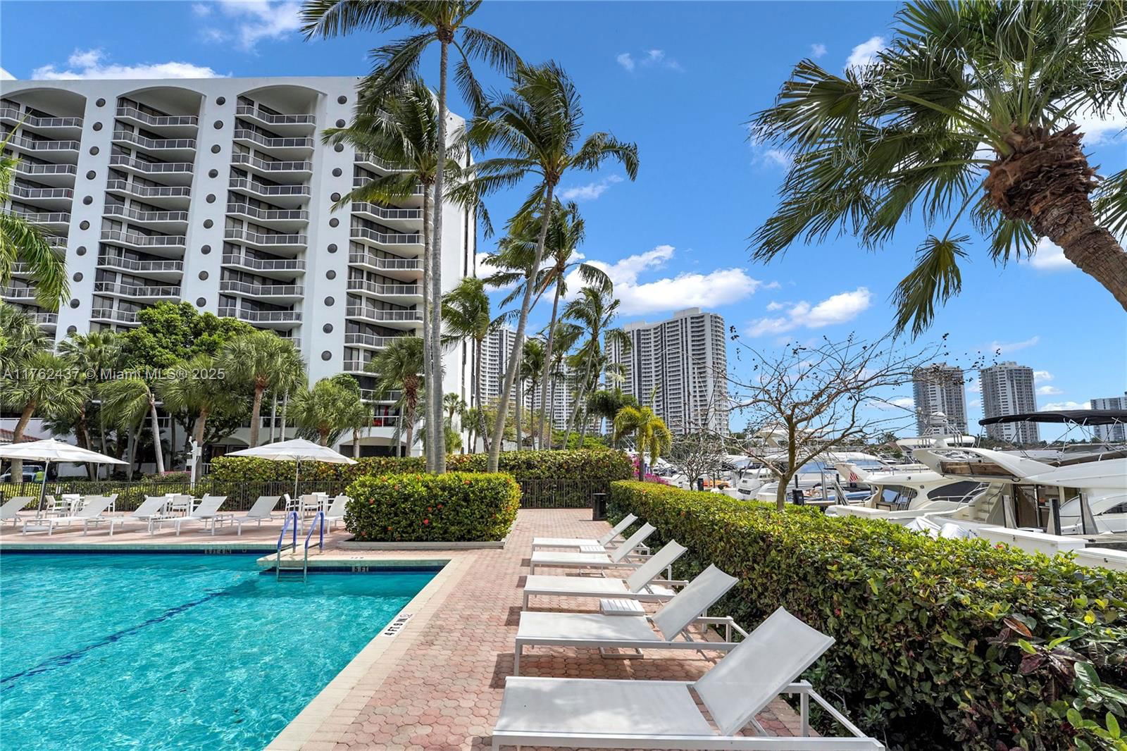 Real estate property located at 3610 Yacht Club Dr #1014, Miami-dade, Portsview @ The Waterways, Aventura, FL