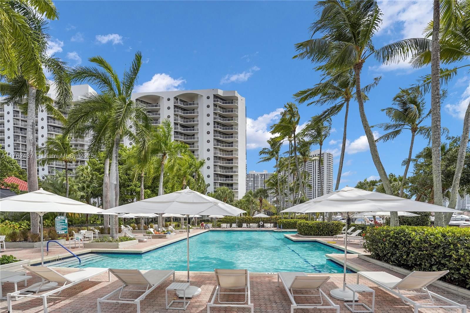 Real estate property located at 3610 Yacht Club Dr #1014, Miami-dade, Portsview @ The Waterways, Aventura, FL