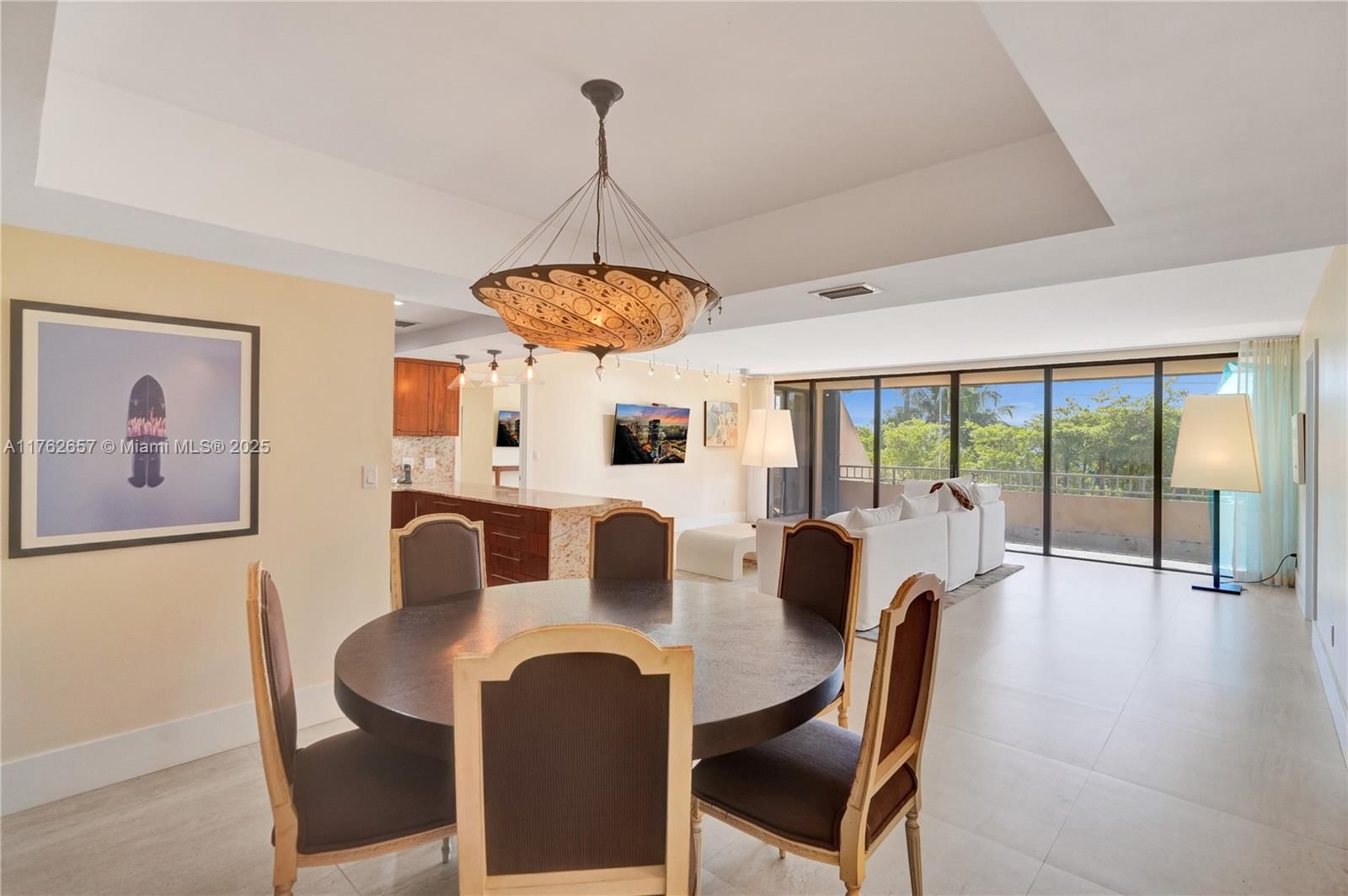 Real estate property located at 11113 Biscayne Blvd #253, Miami-dade, Jockey Club Iii Condo, Miami, FL