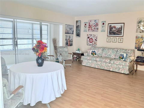 Real estate property located at 17202 113th Ct #21943A, Miami-dade, Green Hills Park West No, Miami, FL