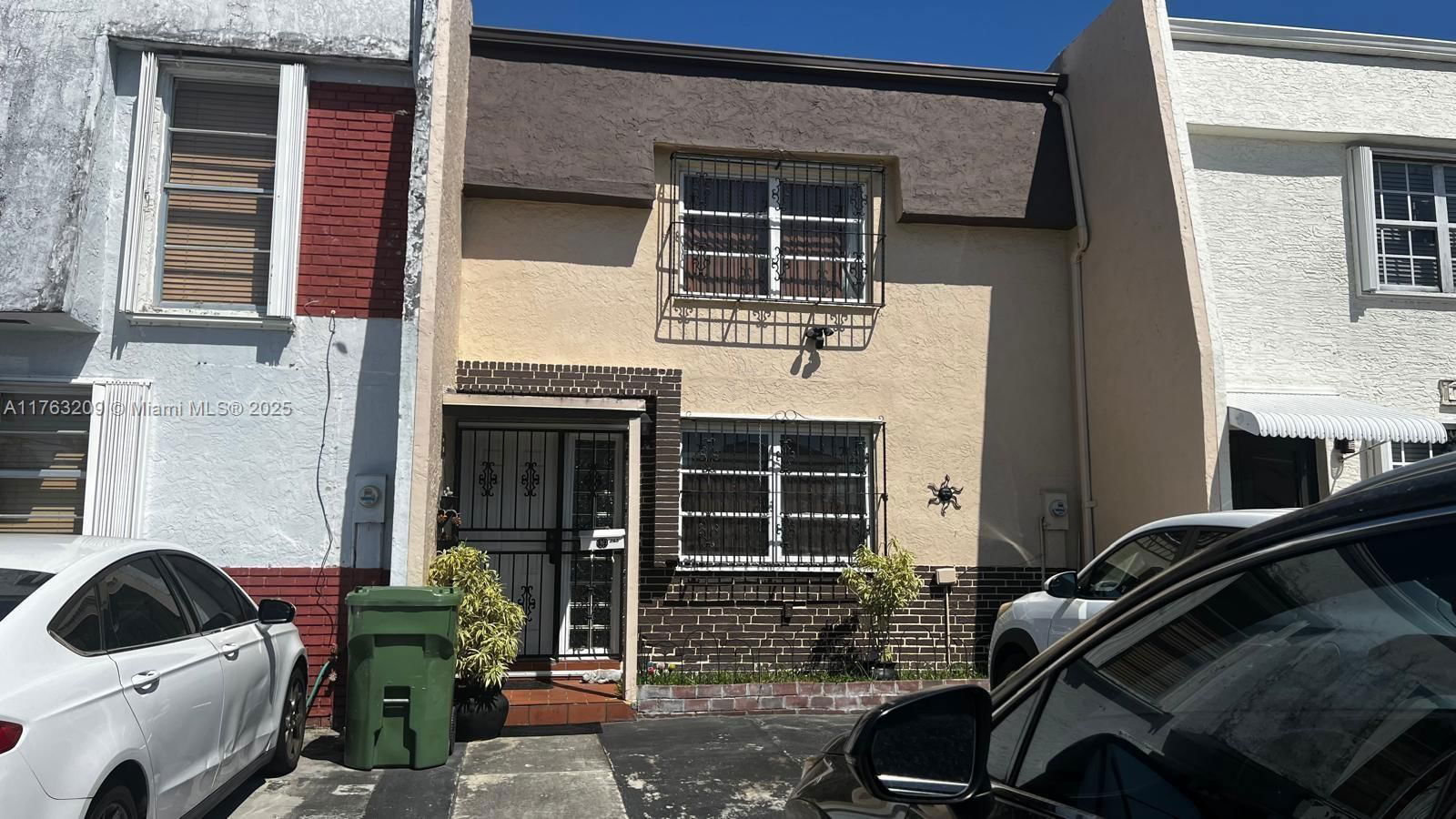 Real estate property located at 765 80th St, Miami-dade, Mc Cormick Manor, Hialeah, FL