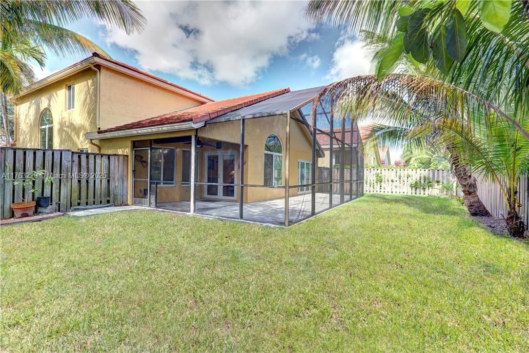Real estate property located at 10339 Santiago St, Broward, Embassy Lakes, Cooper City, FL