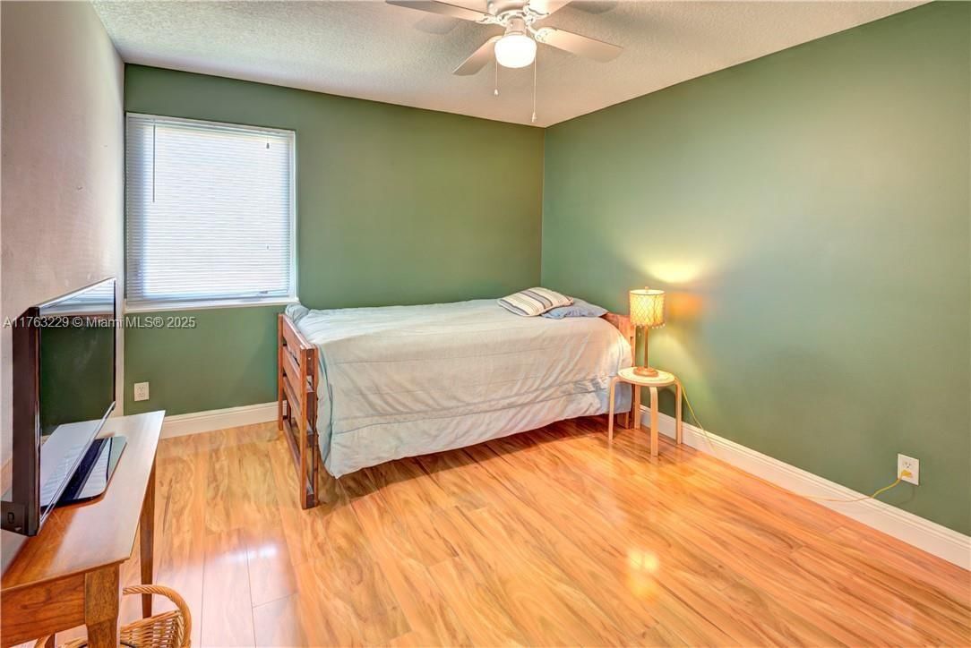 Real estate property located at 10339 Santiago St, Broward, Embassy Lakes, Cooper City, FL