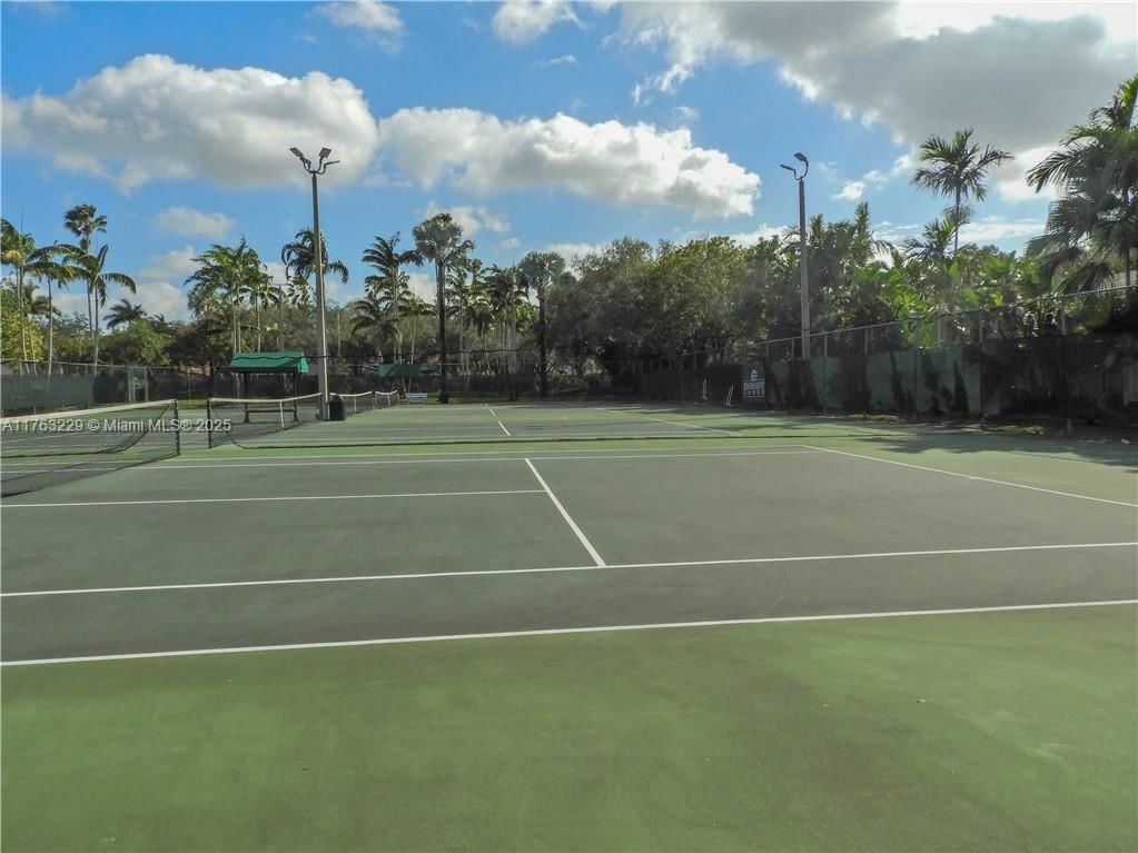 Real estate property located at 10339 Santiago St, Broward, Embassy Lakes, Cooper City, FL