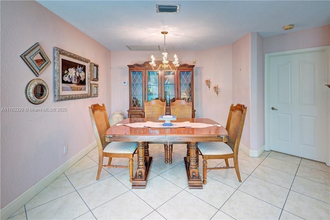 Real estate property located at 10339 Santiago St, Broward, Embassy Lakes, Cooper City, FL