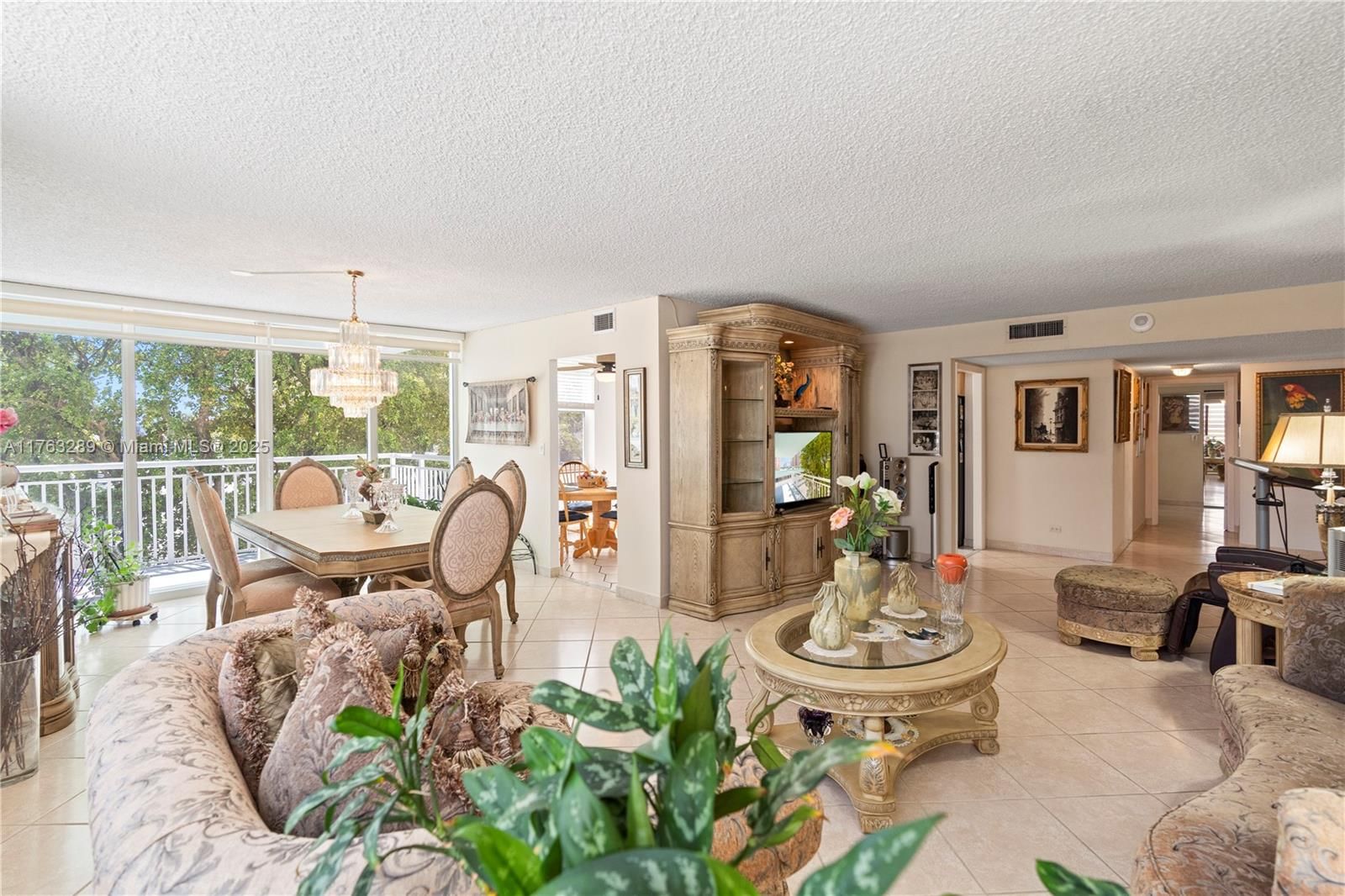 Real estate property located at 301 174th St #312, Miami-dade, Winston Towers 500 Condo, Sunny Isles Beach, FL