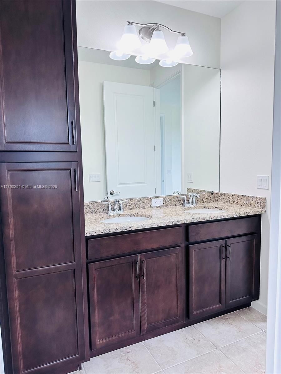 Real estate property located at 16494 Helix Ct, Palm Beach, Crossings Of Westlake, Westlake, FL