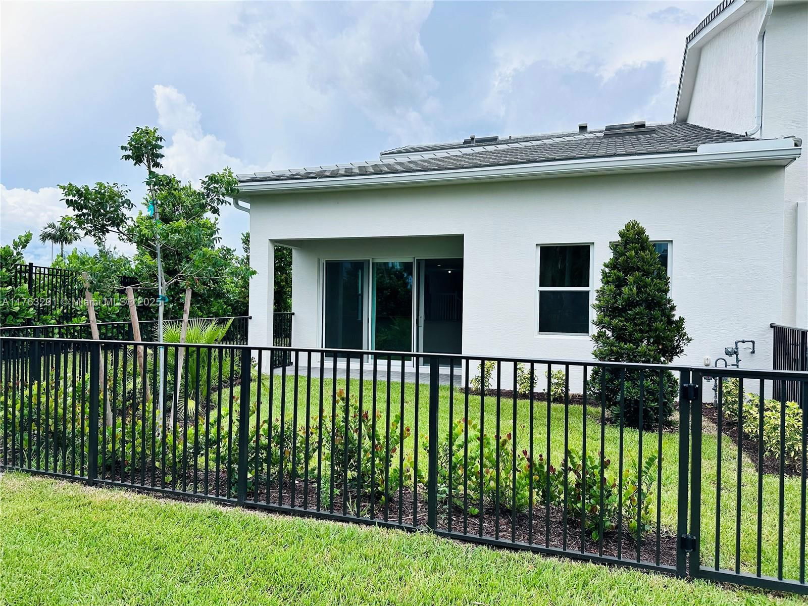 Real estate property located at 16494 Helix Ct, Palm Beach, Crossings Of Westlake, Westlake, FL