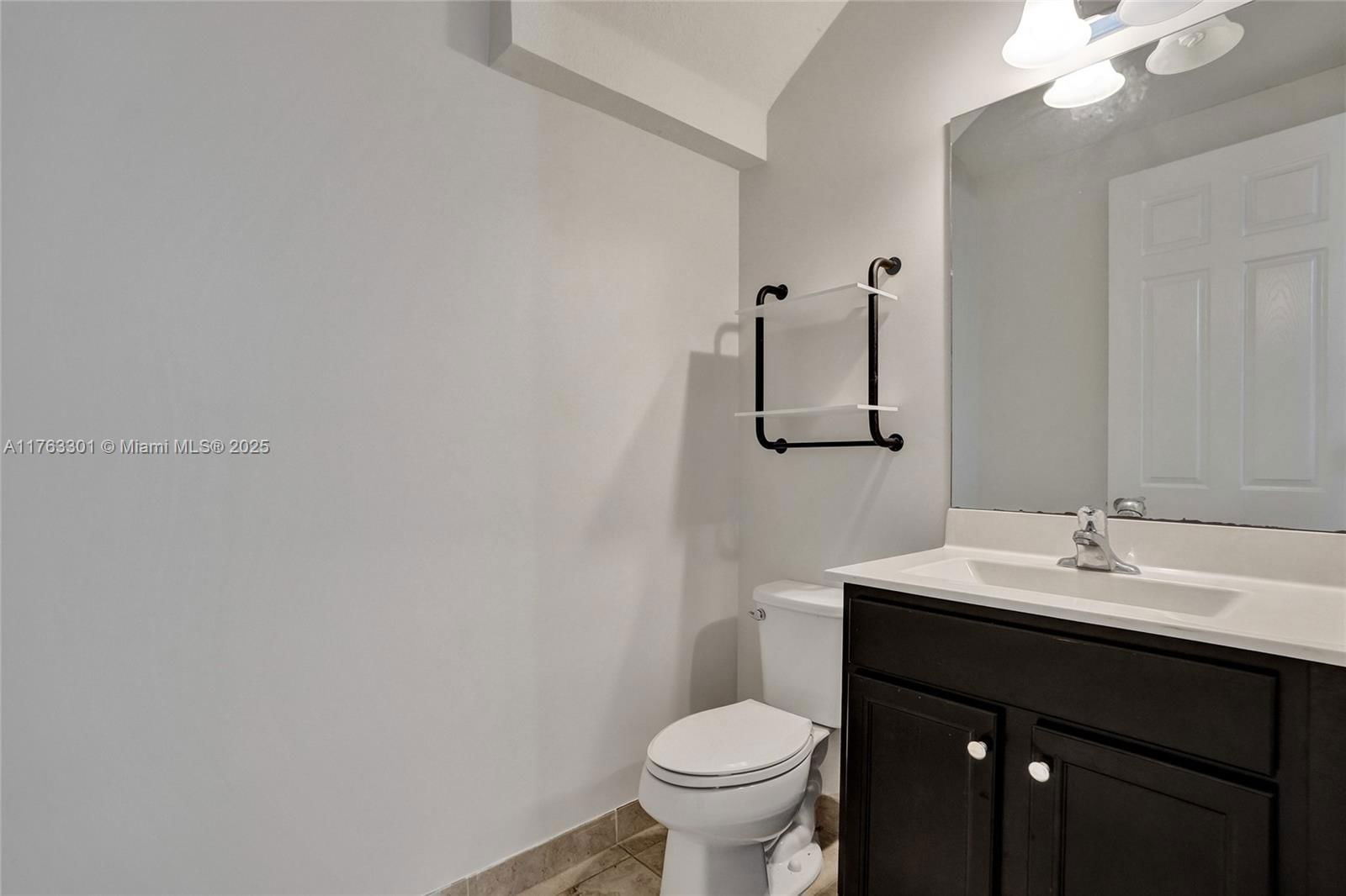 Real estate property located at 3961 Allerdale Pl, Broward, Simonton Court, Coconut Creek, FL