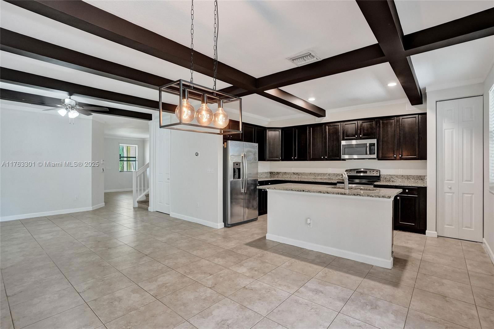 Real estate property located at 3961 Allerdale Pl, Broward, Simonton Court, Coconut Creek, FL