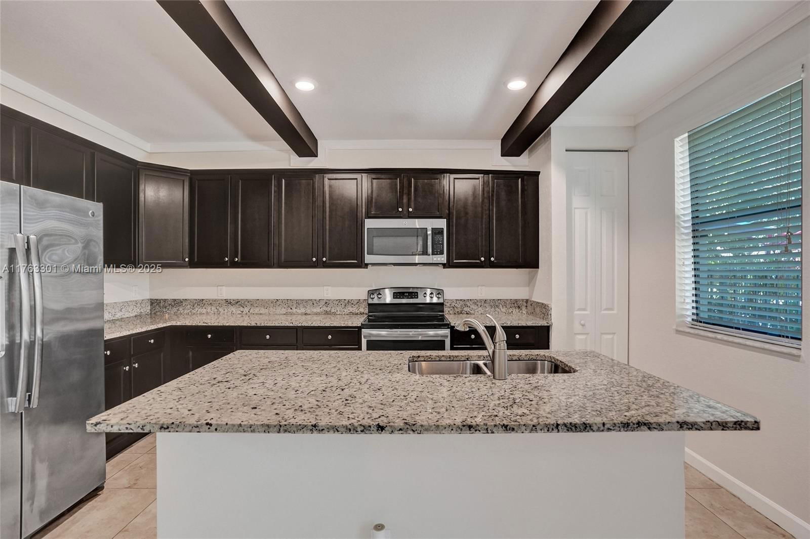 Real estate property located at 3961 Allerdale Pl, Broward, Simonton Court, Coconut Creek, FL