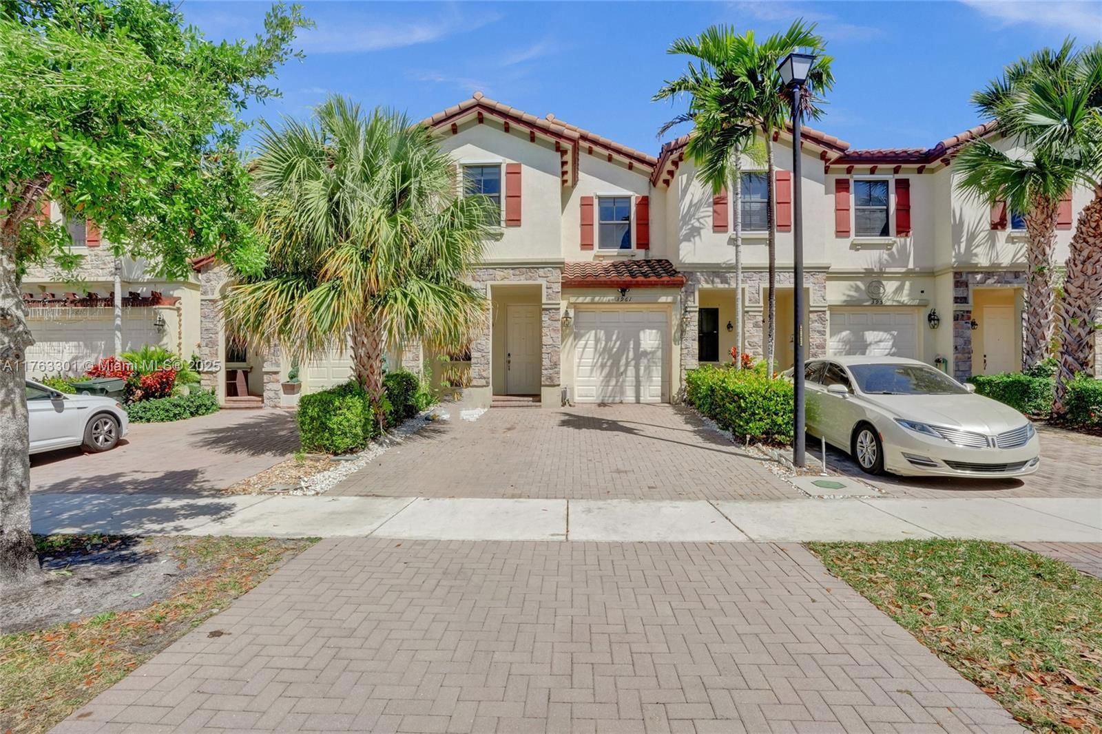 Real estate property located at 3961 Allerdale Pl, Broward, Simonton Court, Coconut Creek, FL