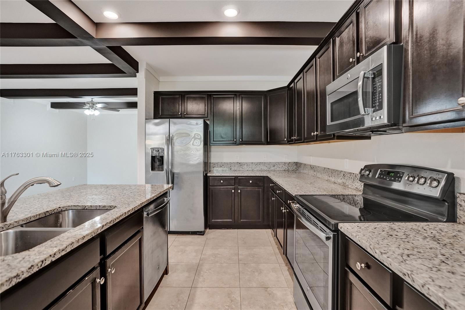 Real estate property located at 3961 Allerdale Pl, Broward, Simonton Court, Coconut Creek, FL