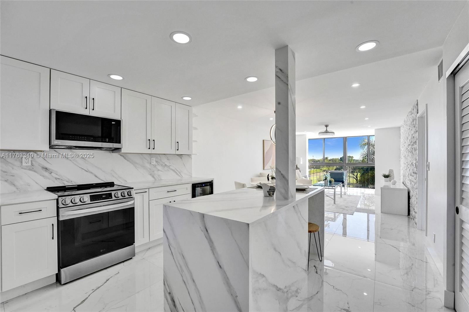 Real estate property located at 8900 Washington Blvd #506A, Broward, Hollybrook Golf And Tennis, Pembroke Pines, FL