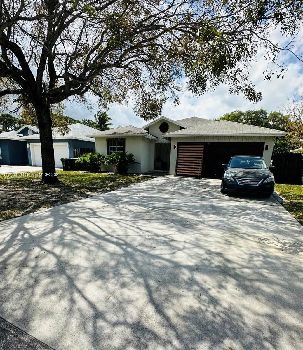 Real estate property located at 1113 24th Ave, Broward, Hoosier Heights, Fort Lauderdale, FL