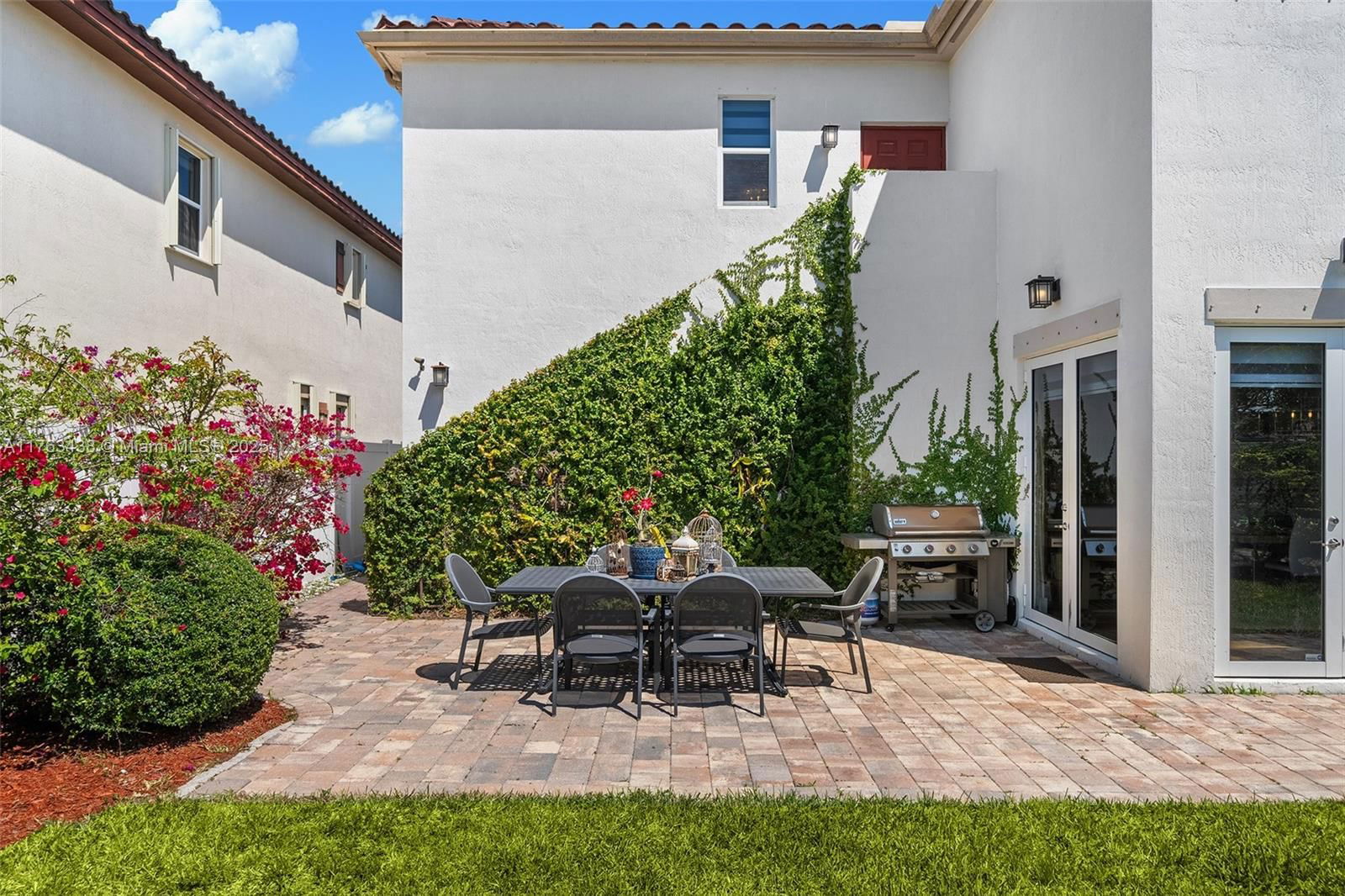 Real estate property located at 16952 92nd St Cir, Miami-dade, Kendall Commons Residenti, Miami, FL