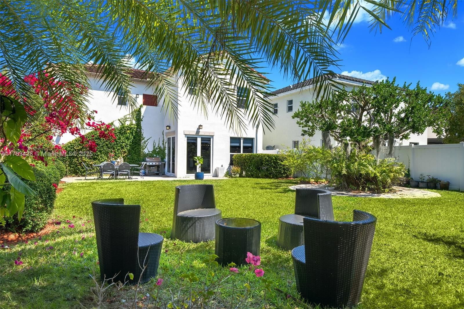 Real estate property located at 16952 92nd St Cir, Miami-dade, Kendall Commons Residenti, Miami, FL