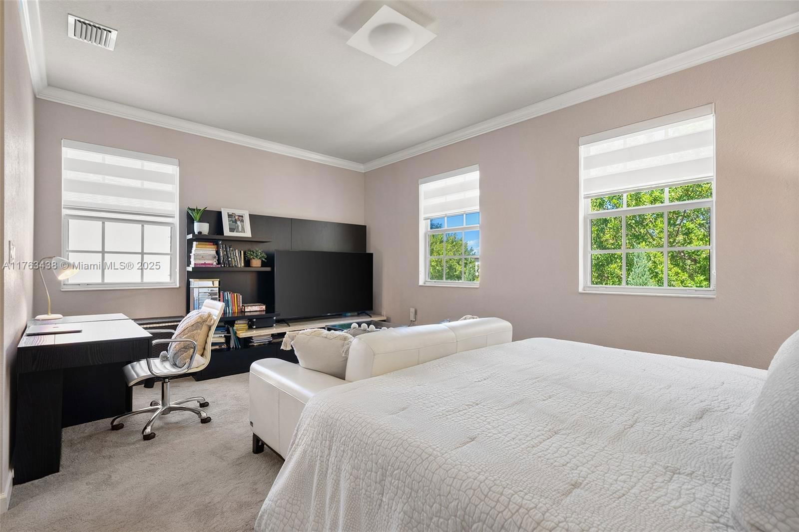 Real estate property located at 16952 92nd St Cir, Miami-dade, Kendall Commons Residenti, Miami, FL