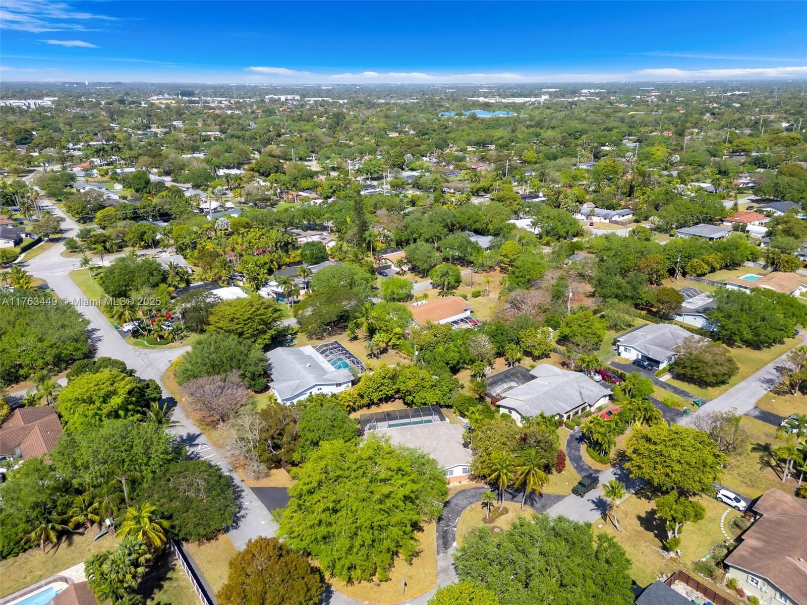 Real estate property located at 17554 85th Ave, Miami-dade, Malbrook, Palmetto Bay, FL