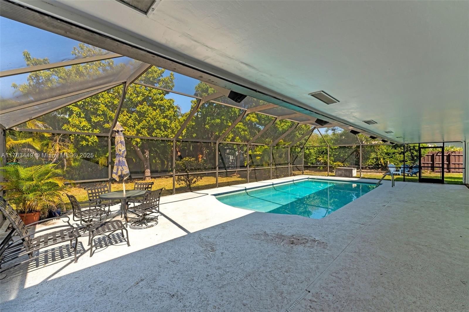 Real estate property located at 17554 85th Ave, Miami-dade, Malbrook, Palmetto Bay, FL