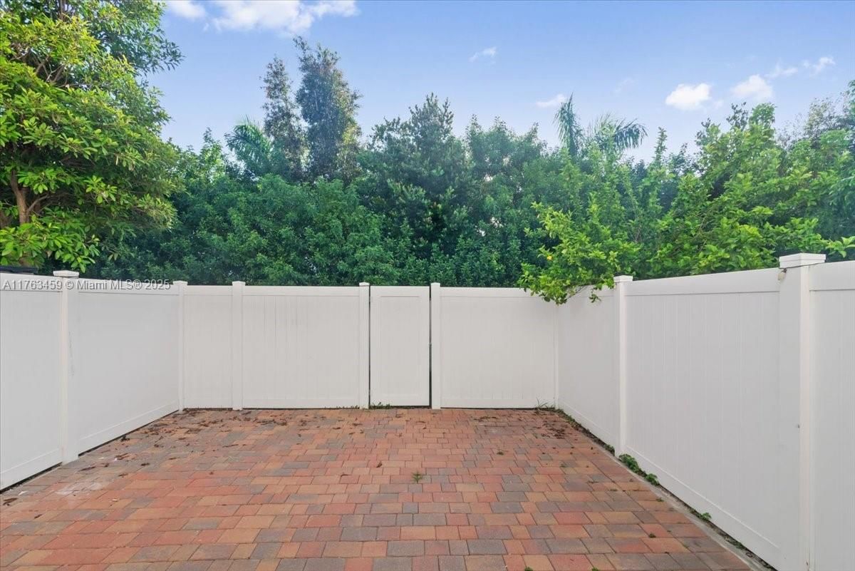 Real estate property located at 11103 32nd Ln #0, Miami-dade, Aquabella North Replat, Hialeah, FL