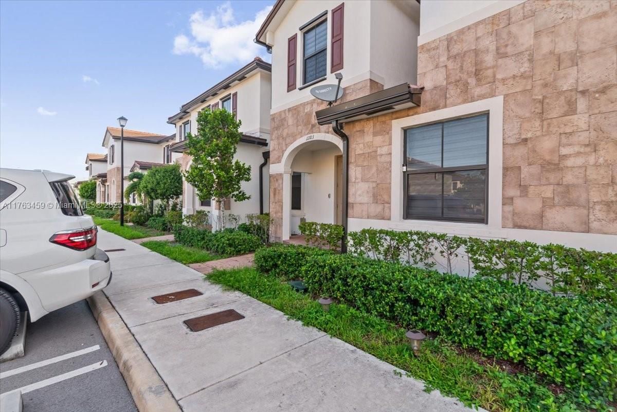 Real estate property located at 11103 32nd Ln #0, Miami-dade, Aquabella North Replat, Hialeah, FL