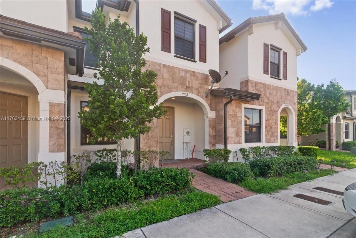 Real estate property located at 11103 32nd Ln #0, Miami-dade, Aquabella North Replat, Hialeah, FL