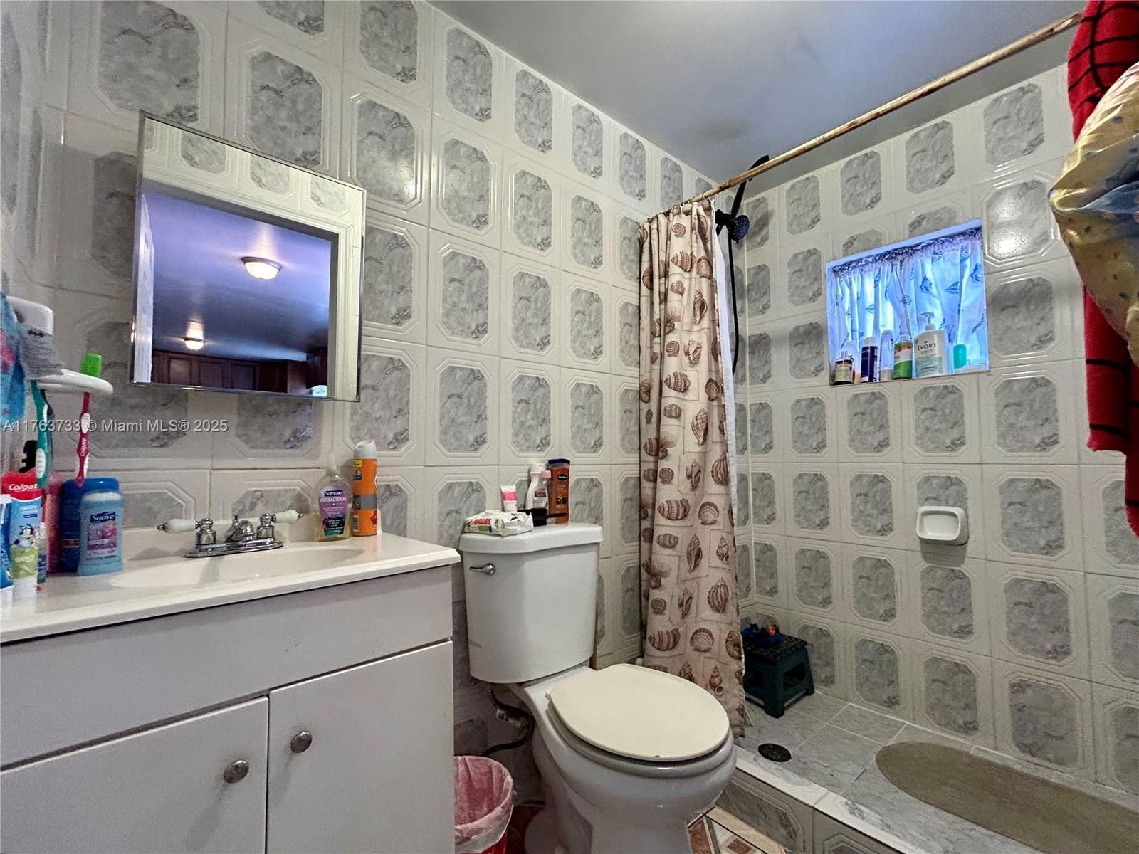 Real estate property located at 1940 Ali Baba Ave, Miami-dade, Opa-Locka, FL