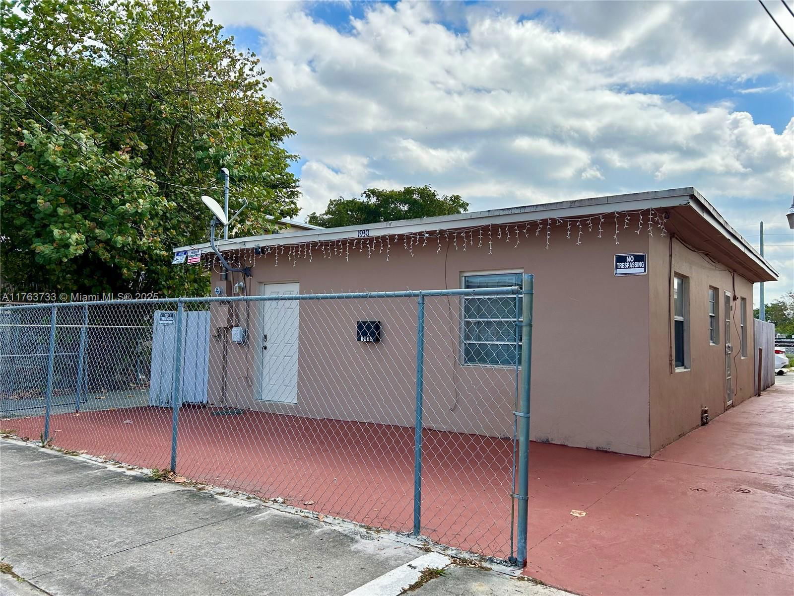 Real estate property located at 1940 Ali Baba Ave, Miami-dade, Opa-Locka, FL