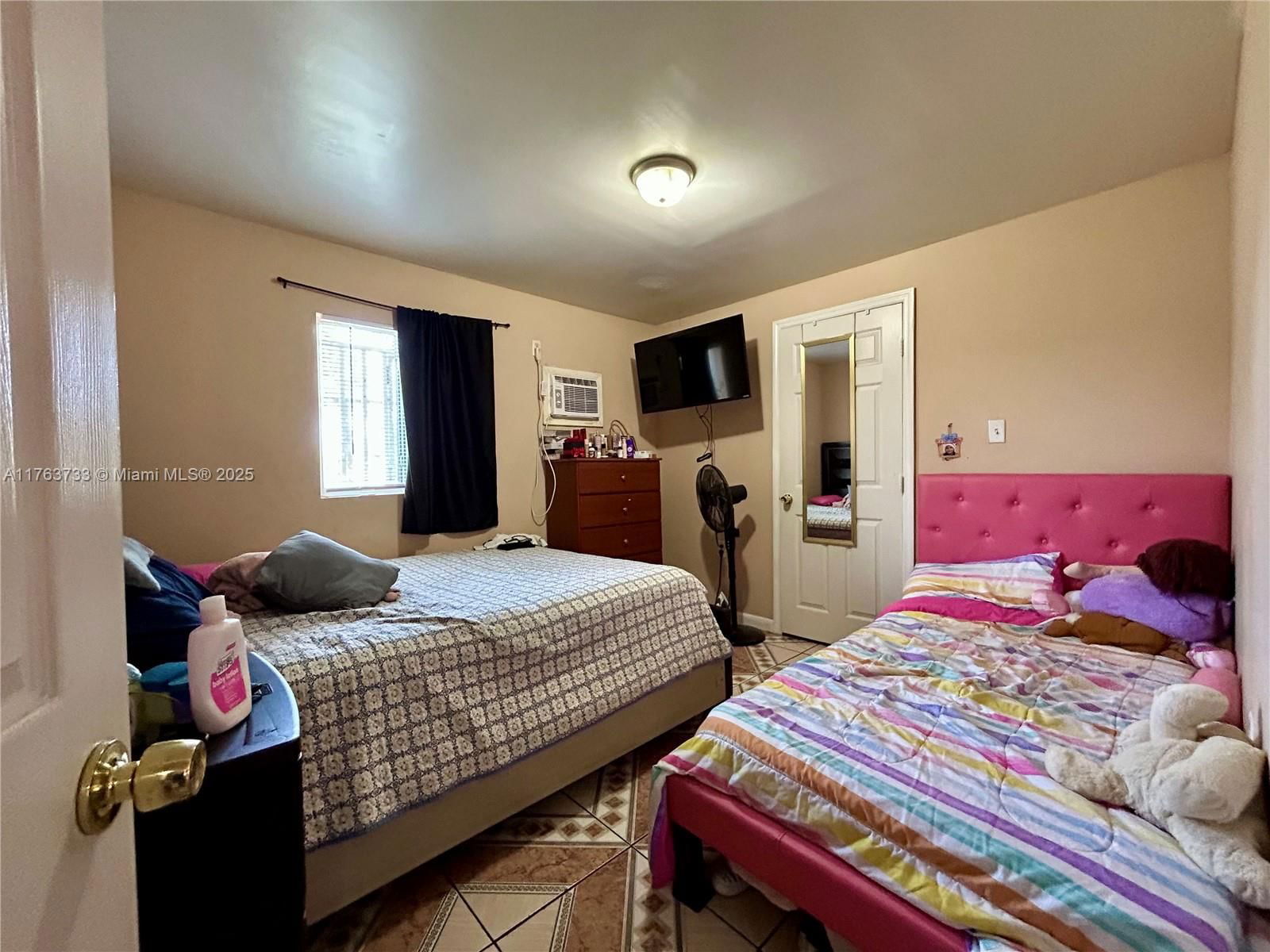 Real estate property located at 1940 Ali Baba Ave, Miami-dade, Opa-Locka, FL