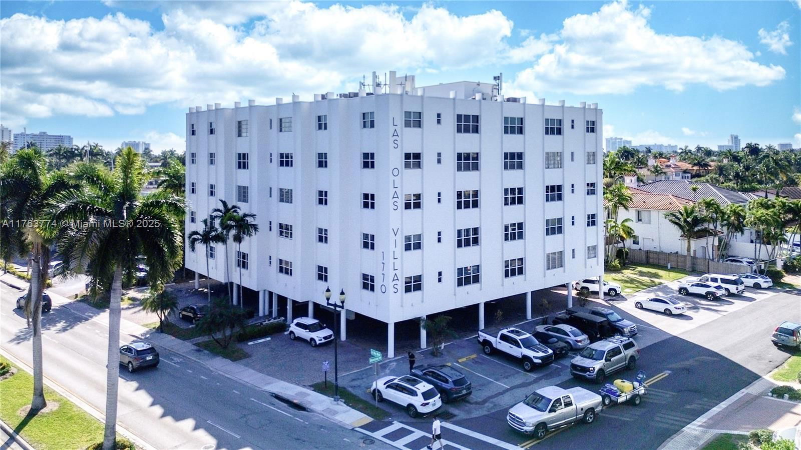 Real estate property located at 1770 Las Olas Blvd #302, Broward, Las Olas Villas Condo, Fort Lauderdale, FL