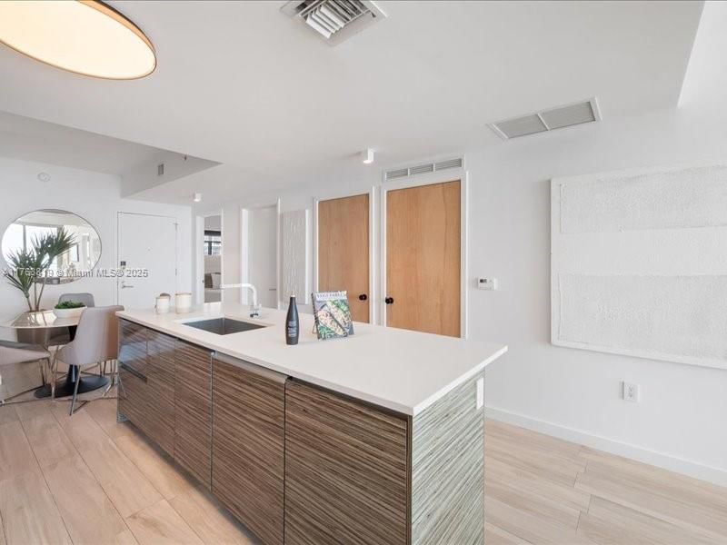 Real estate property located at 460 28th St #907, Miami-dade, Icon Bay Condo, Miami, FL