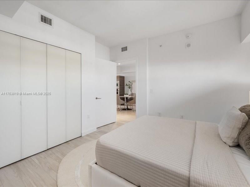Real estate property located at 460 28th St #907, Miami-dade, Icon Bay Condo, Miami, FL