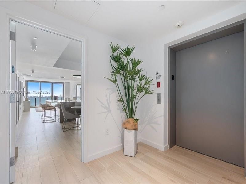 Real estate property located at 460 28th St #907, Miami-dade, Icon Bay Condo, Miami, FL