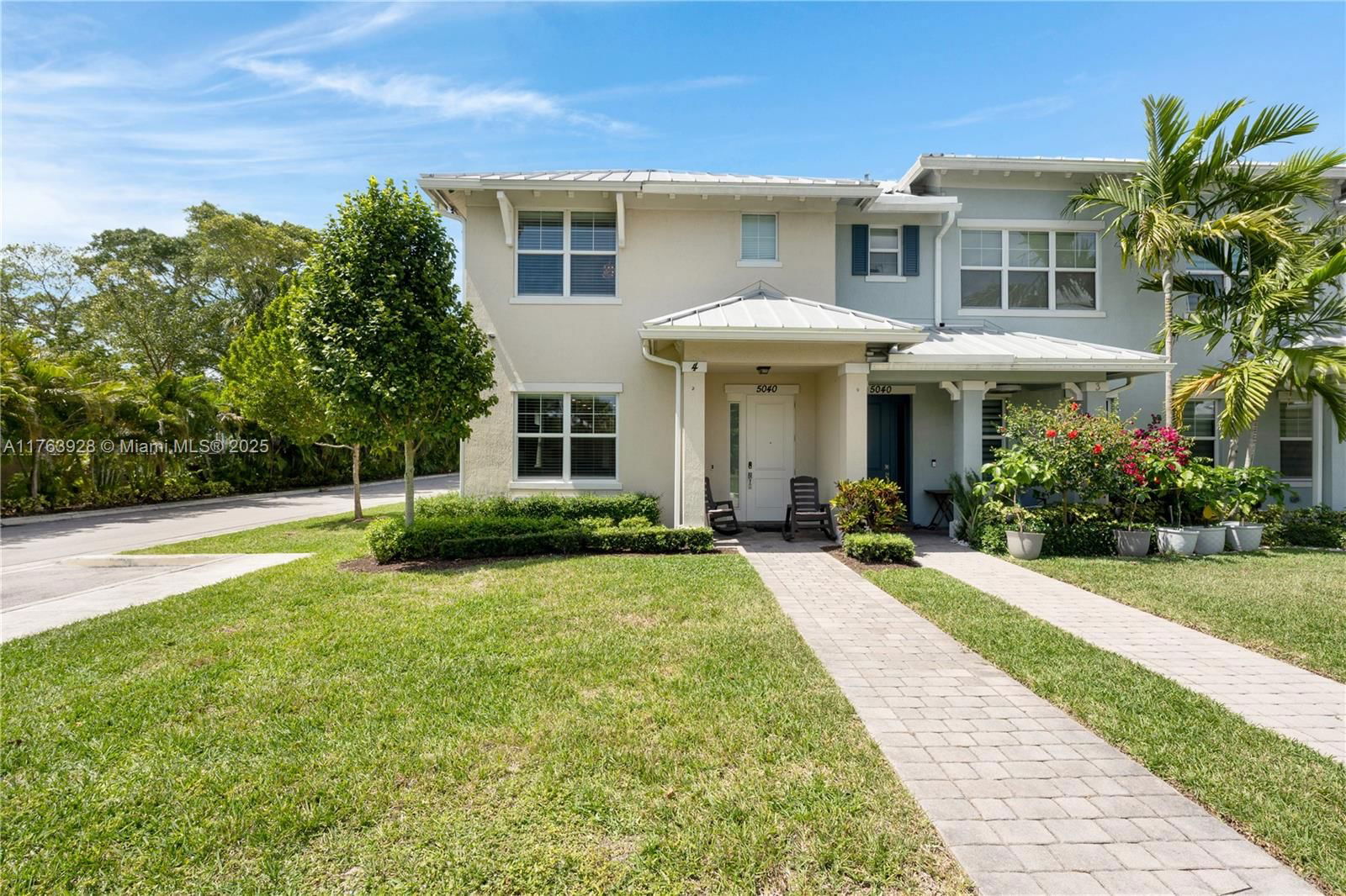 Real estate property located at 5040 Eucalyptus Dr #4, Broward, Hillcrest Country Club So, Hollywood, FL