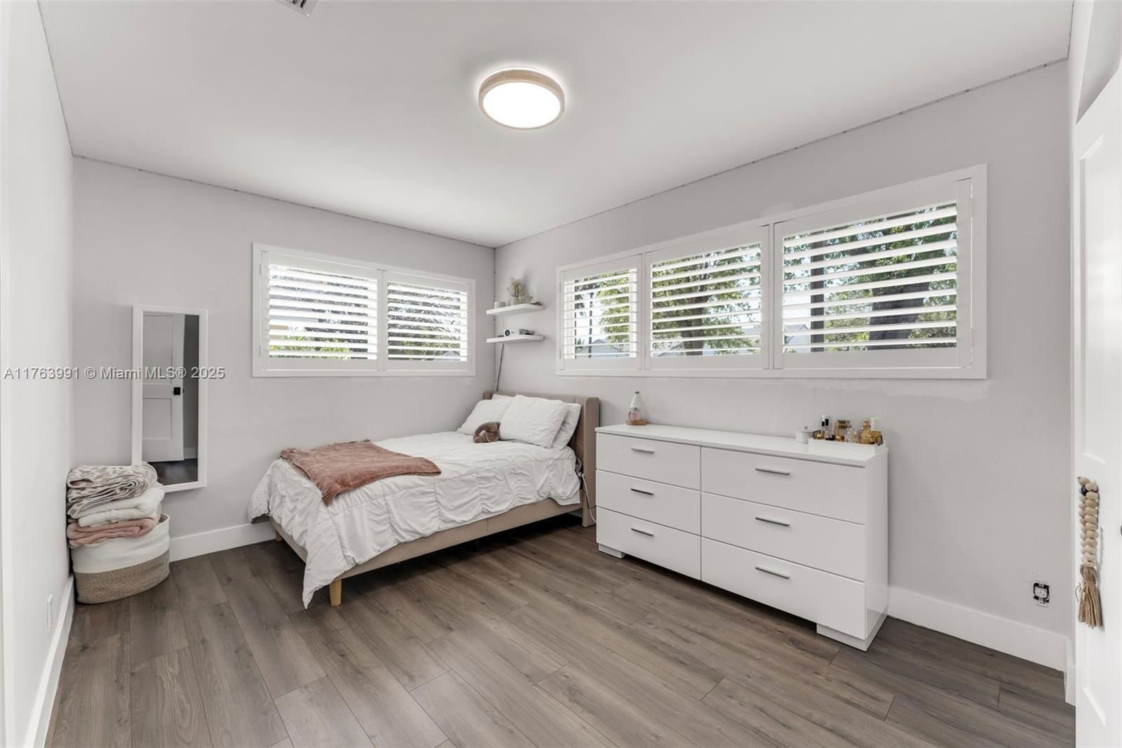 Real estate property located at 18451 84th Ct, Miami-dade, Whispering Pines Estates, Cutler Bay, FL