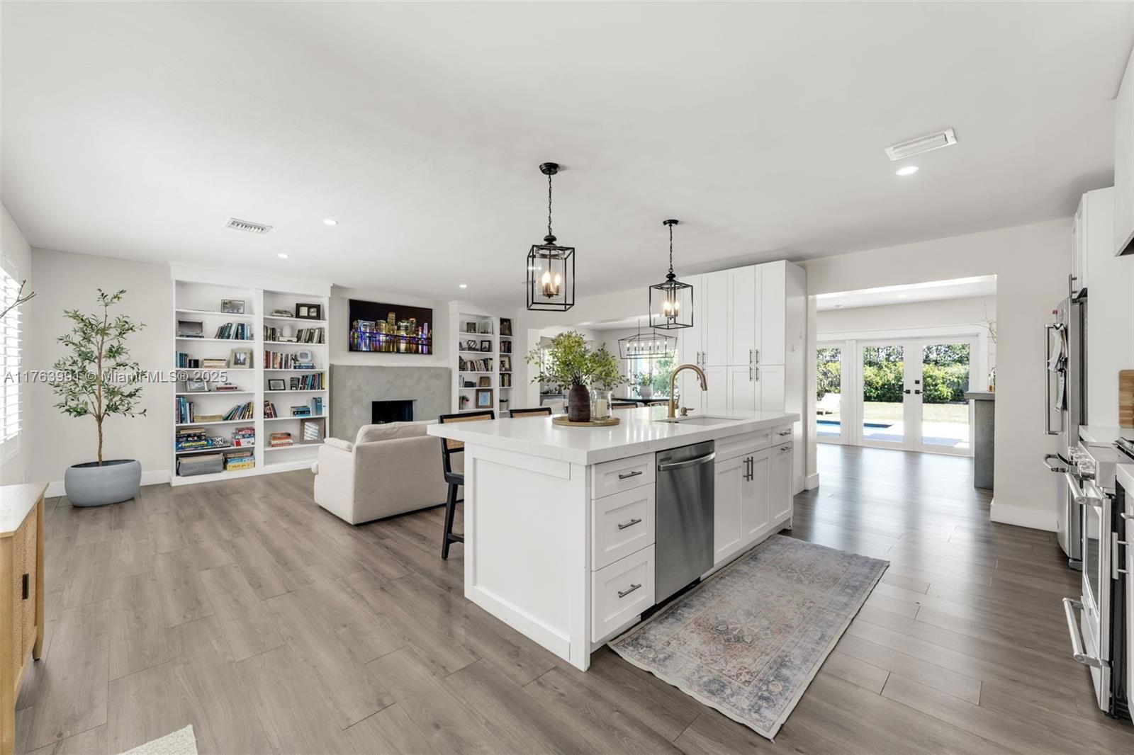 Real estate property located at 18451 84th Ct, Miami-dade, Whispering Pines Estates, Cutler Bay, FL