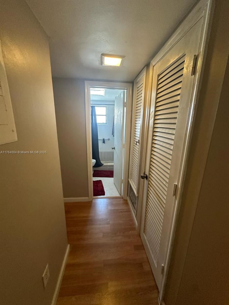 Real estate property located at 2101 68th St #204, Broward, Ashley House Condo, Fort Lauderdale, FL