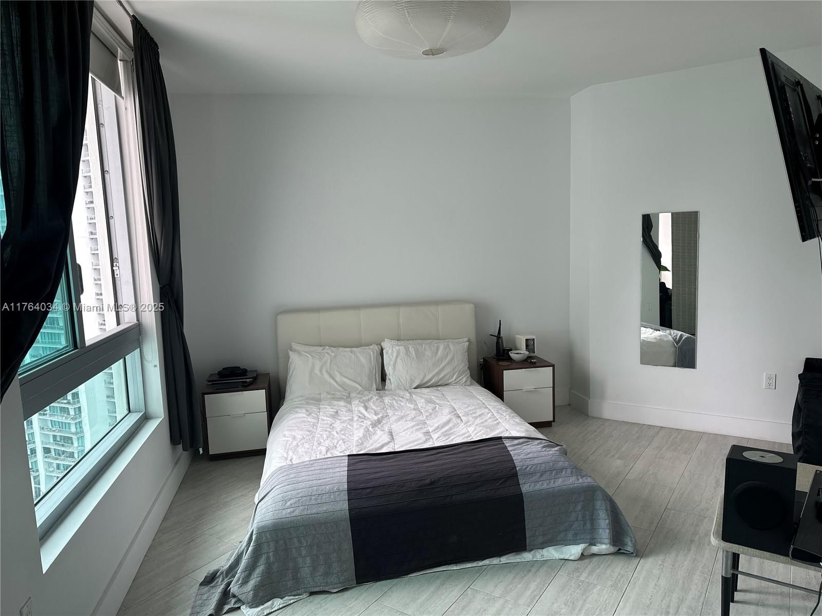 Real estate property located at 350 Miami Ave #2712, Miami-dade, Wind Condo, Miami, FL