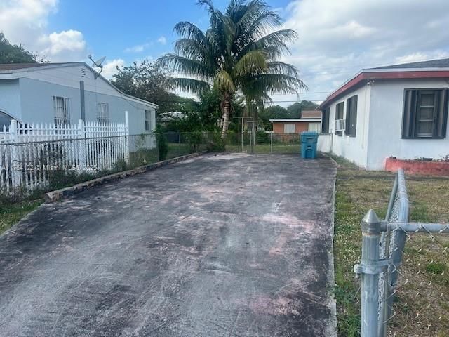 Real estate property located at 2791 151st Ter, Miami-dade, Guava Grove Estates 1st A, Miami Gardens, FL