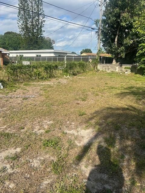Real estate property located at 2791 151st Ter, Miami-dade, Guava Grove Estates 1st A, Miami Gardens, FL