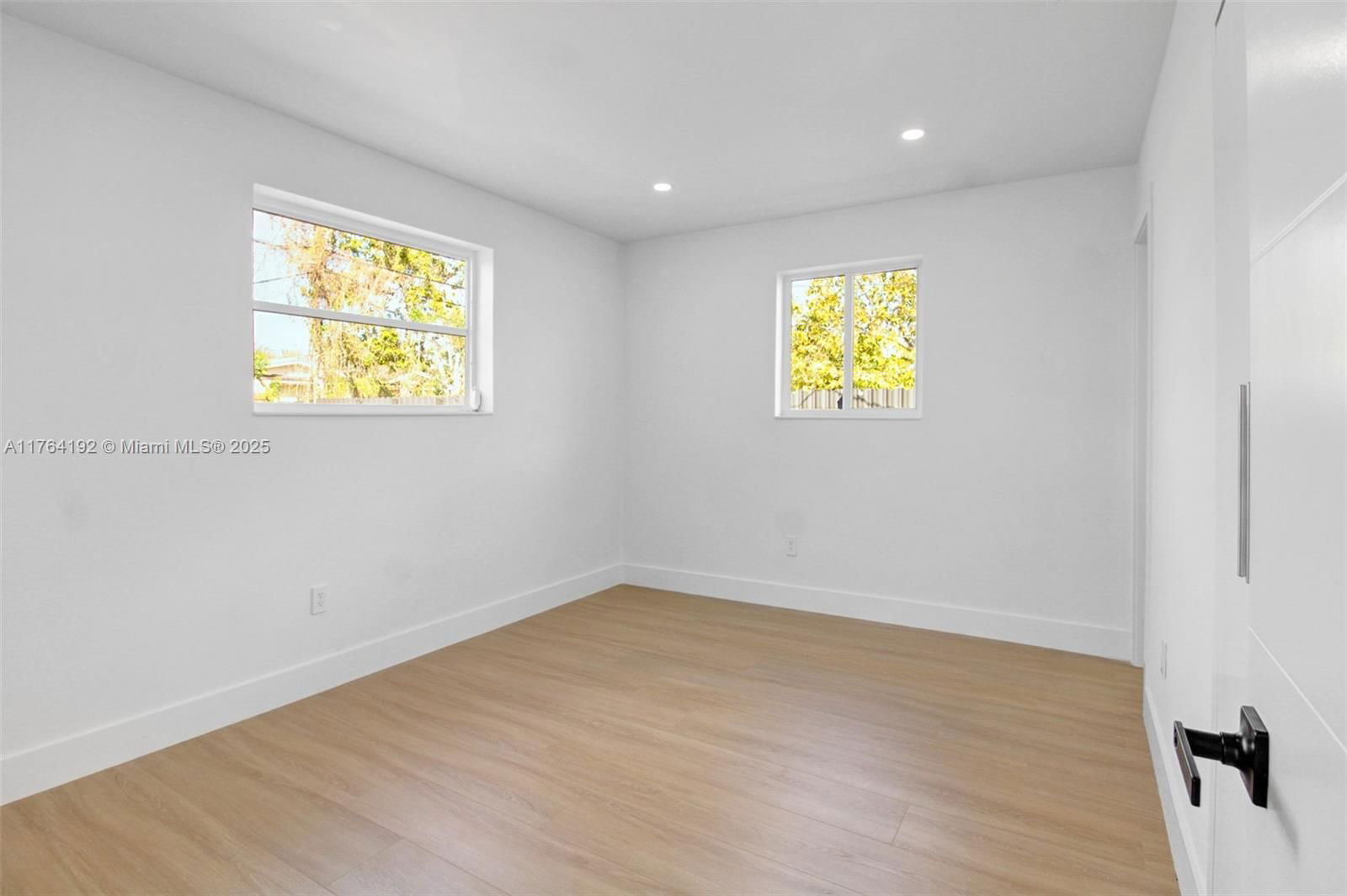 Real estate property located at 1605 117th St, Miami-dade, Sherna Park, Miami, FL