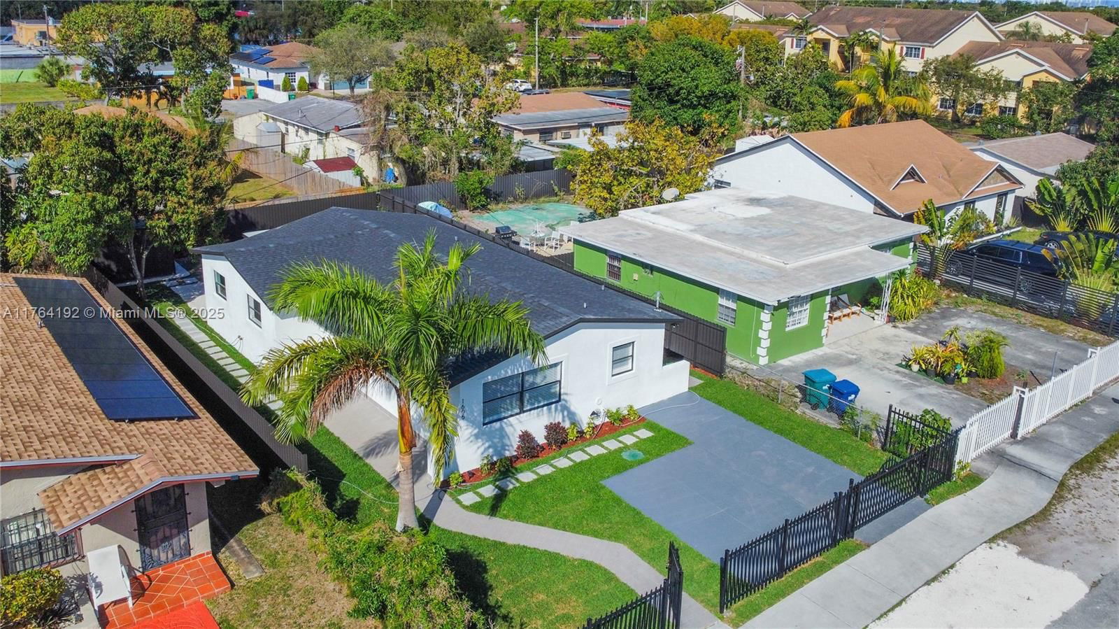 Real estate property located at 1605 117th St, Miami-dade, Sherna Park, Miami, FL