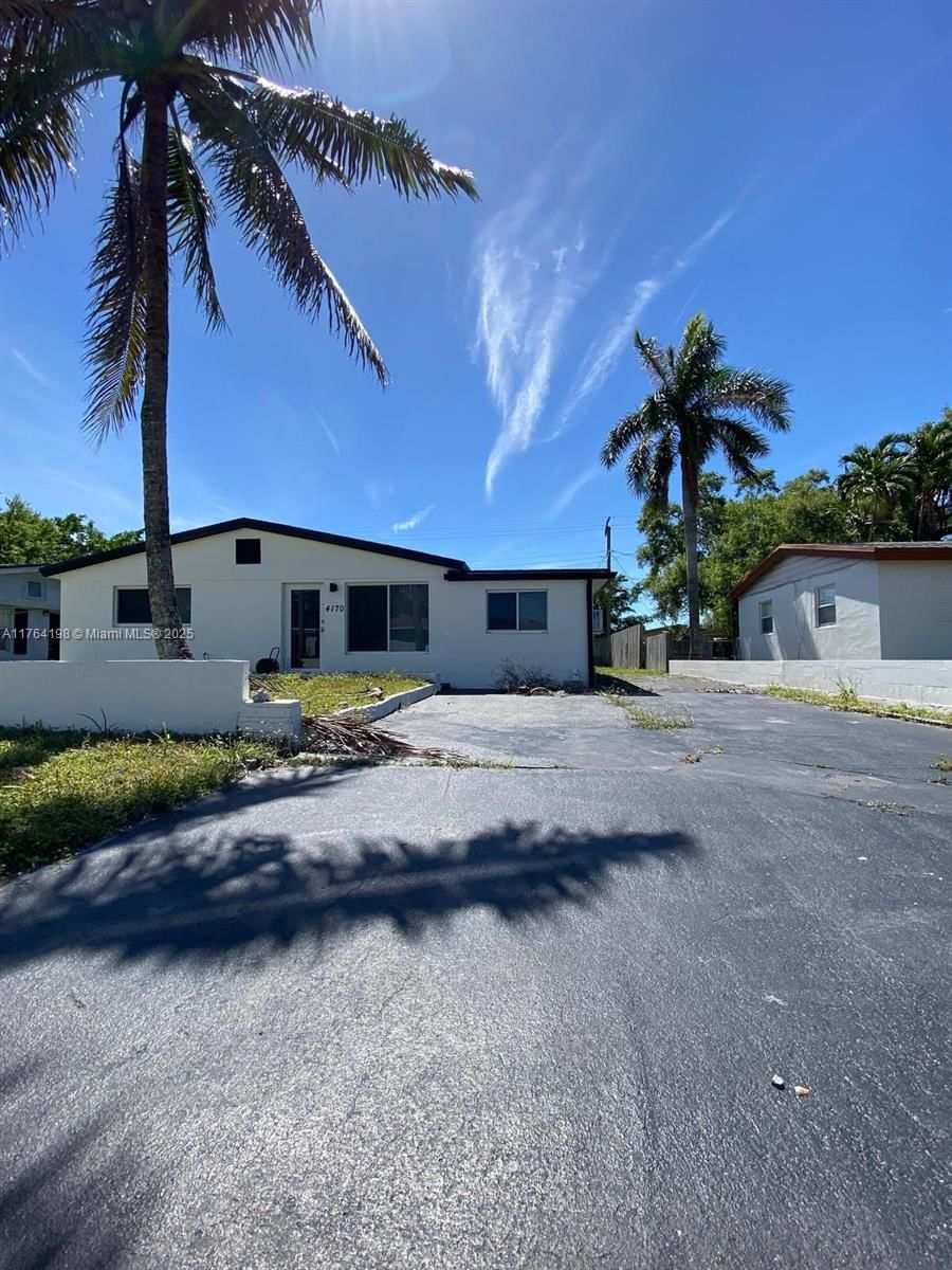 Real estate property located at 4170 49th Ct, Broward, Playland Isles, Dania Beach, FL