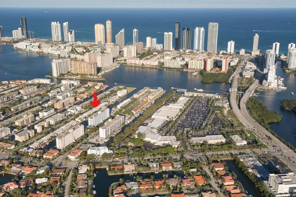 Real estate property located at 3703 166th St #710, Miami-dade, Coral Isle East Condo, North Miami Beach, FL