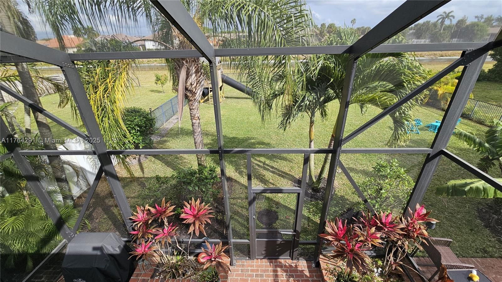 Real estate property located at 3851 7th Pl, Broward, Villages Of Hillsboro, Deerfield Beach, FL