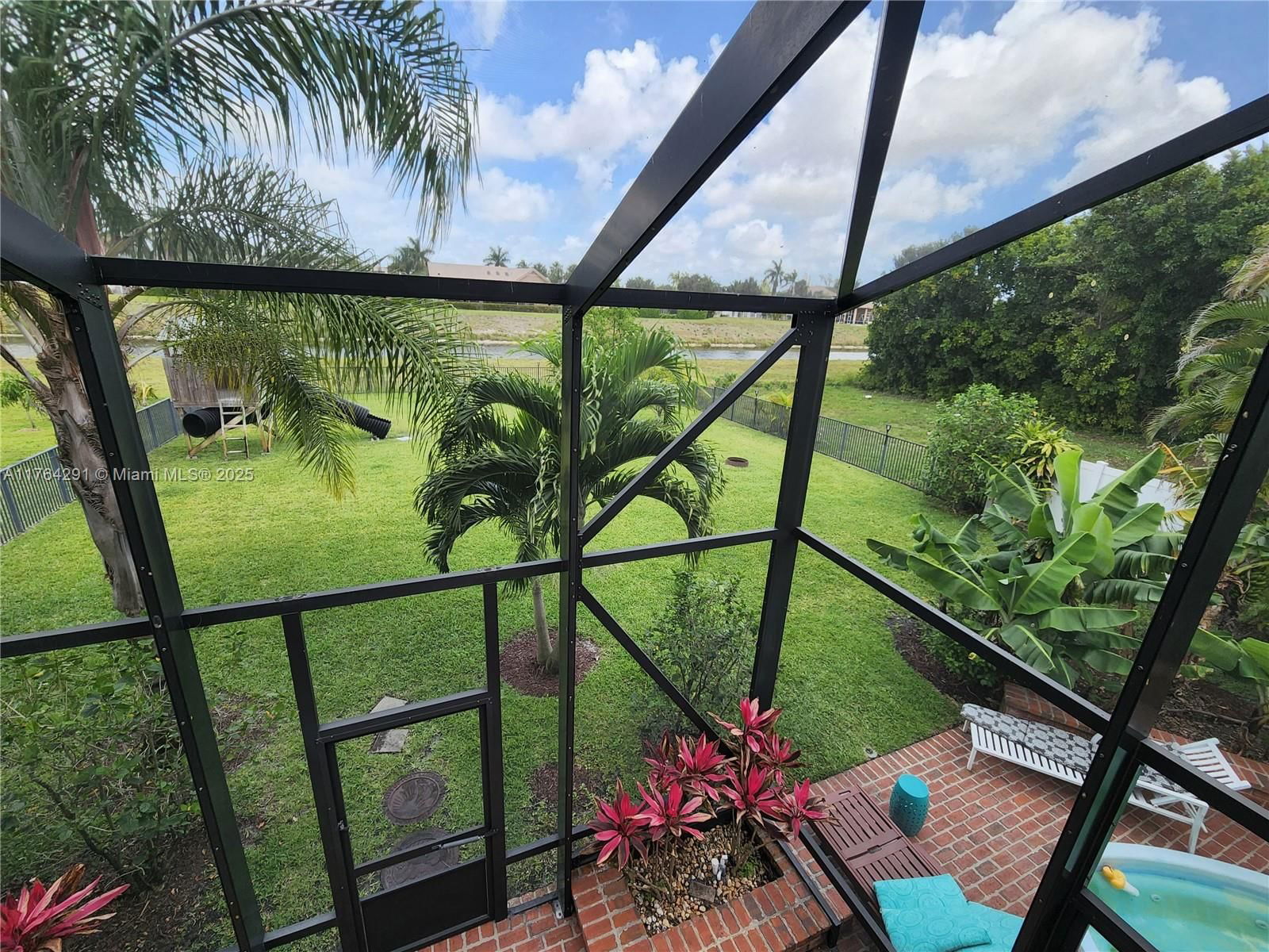 Real estate property located at 3851 7th Pl, Broward, Villages Of Hillsboro, Deerfield Beach, FL