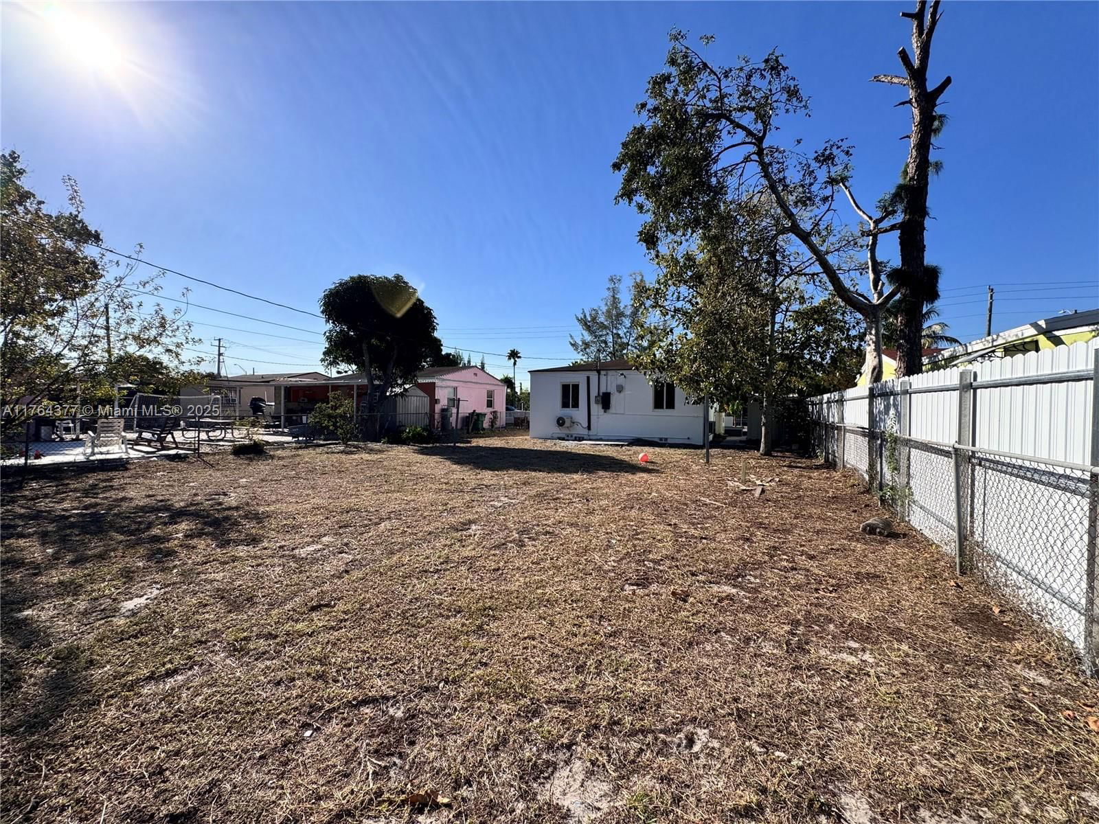 Real estate property located at 1035 Atlantic Ave, Miami-dade, Opa Locka Plat No 3 Rev, Opa-Locka, FL
