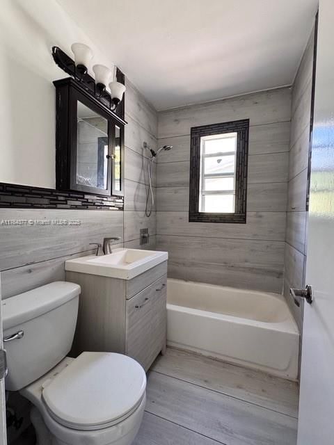Real estate property located at 1035 Atlantic Ave, Miami-dade, Opa Locka Plat No 3 Rev, Opa-Locka, FL